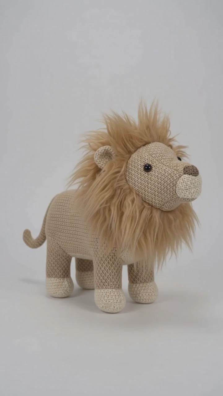 Knitted Stuffed Animal Lion 55 cm
